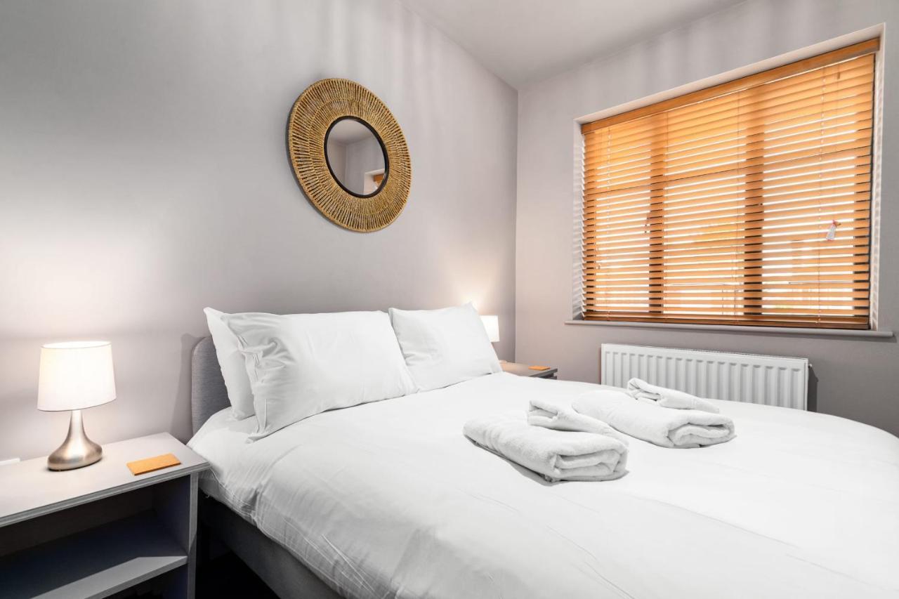 Lovely 2-Bed Apartment - Hosted By Guestready ลอนดอน ภายนอก รูปภาพ