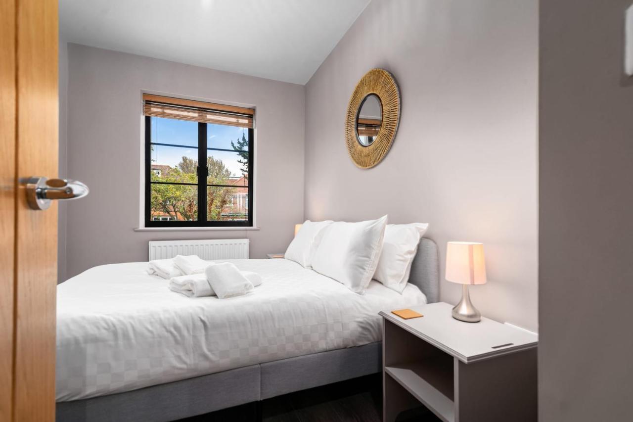Lovely 2-Bed Apartment - Hosted By Guestready ลอนดอน ภายนอก รูปภาพ